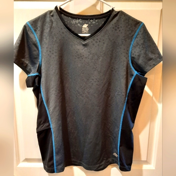 Eastern Mountain Sports Womans Gray Techwick T-shirt size Medium - Picture 1 of 9